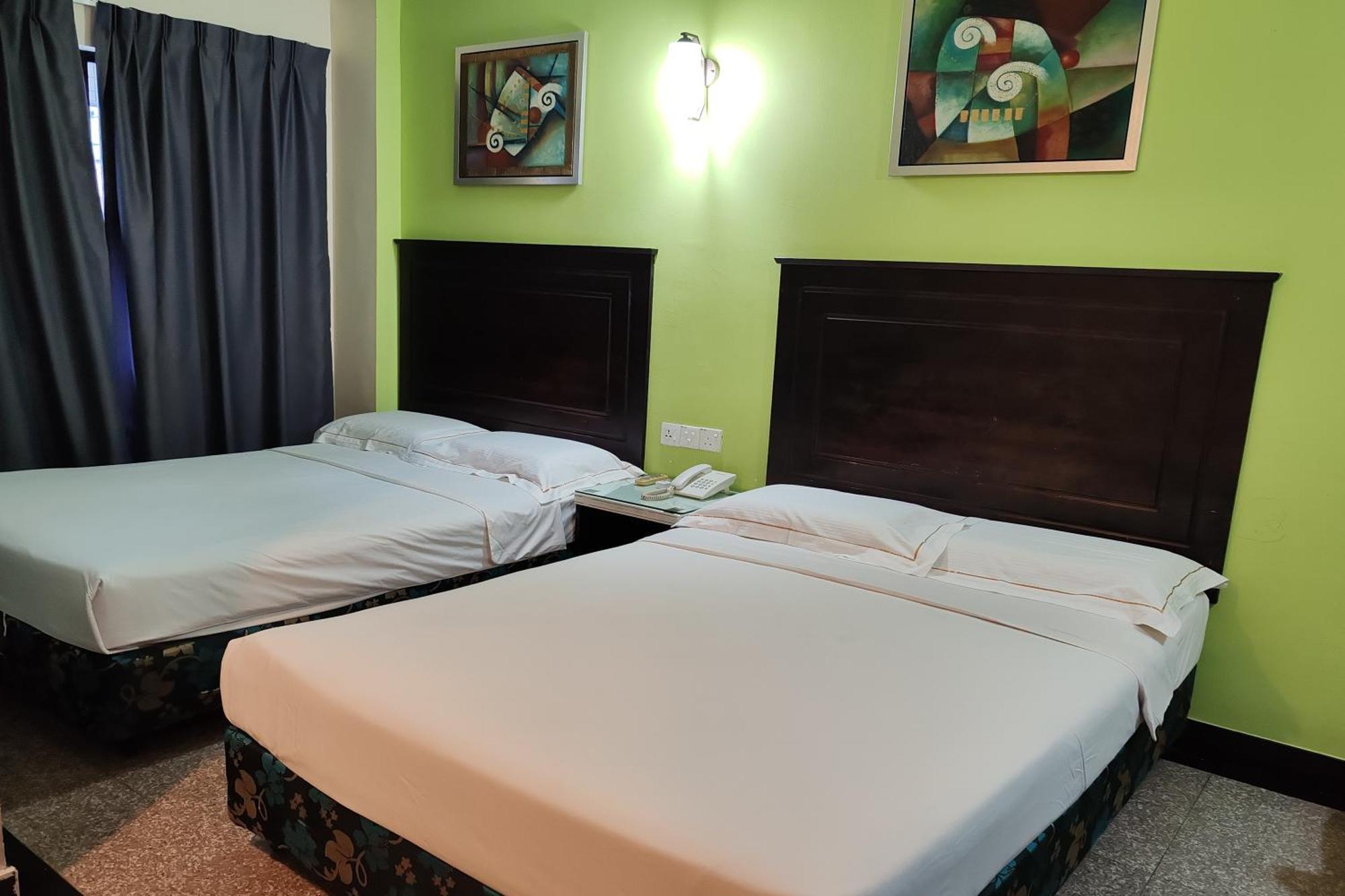 Hotel Sri Пухонг Екстериор снимка