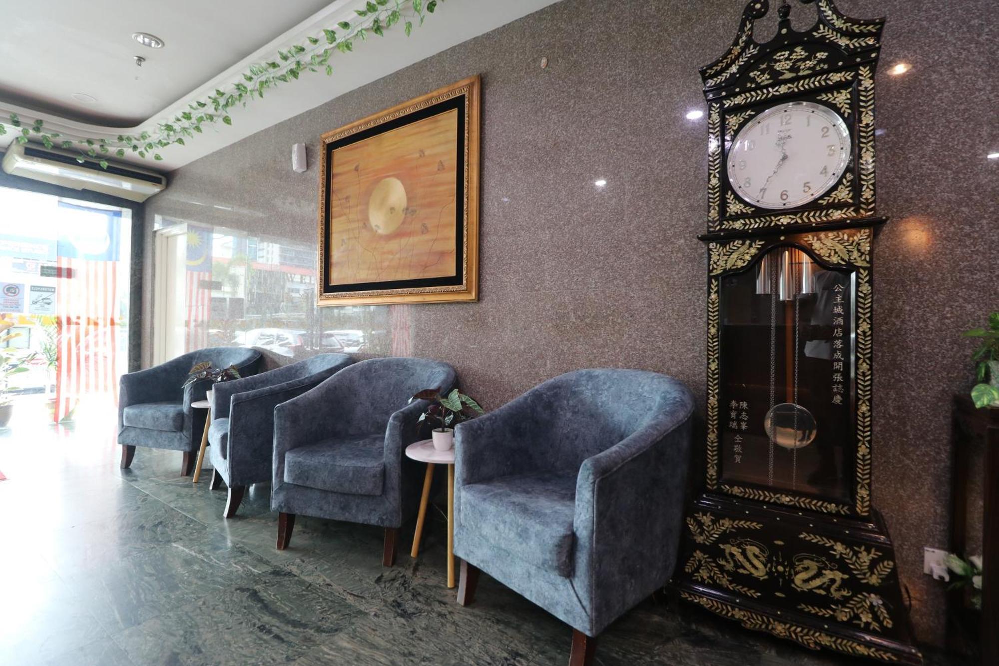 Hotel Sri Пухонг Екстериор снимка