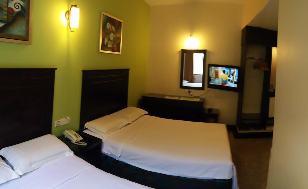 Hotel Sri Puchong Sdn Bhd Екстериор снимка