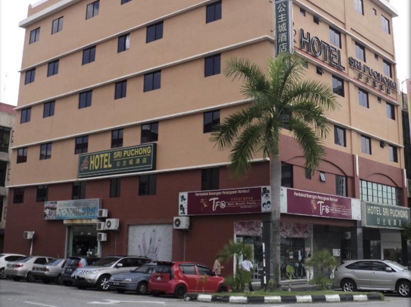 Hotel Sri Пухонг Екстериор снимка